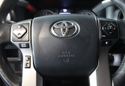 2017 Toyota Tacoma 4x4 SR V6 - Image 32