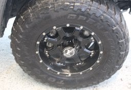 2017 Toyota Tacoma 4x4 SR V6 - Image 44