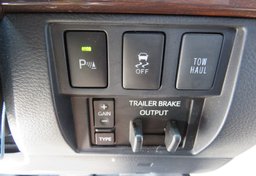 2017 Toyota Tundra 4WD - Image 45