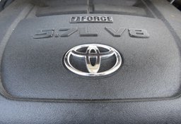 2017 Toyota Tundra 4WD - Image 60
