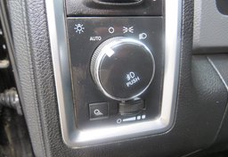 2015 Ram 1500 - Image 36