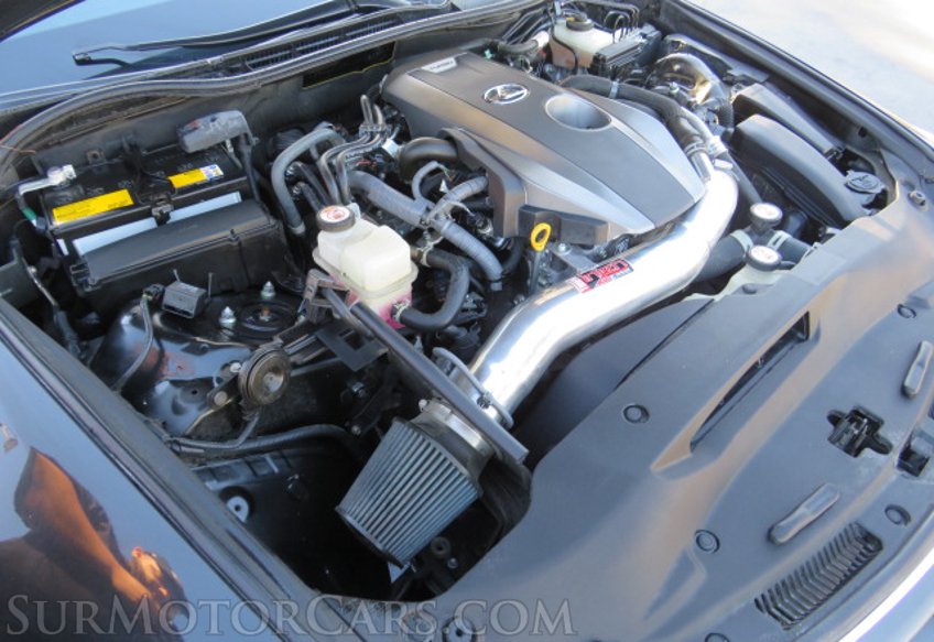 2020 Lexus IS - Image 52