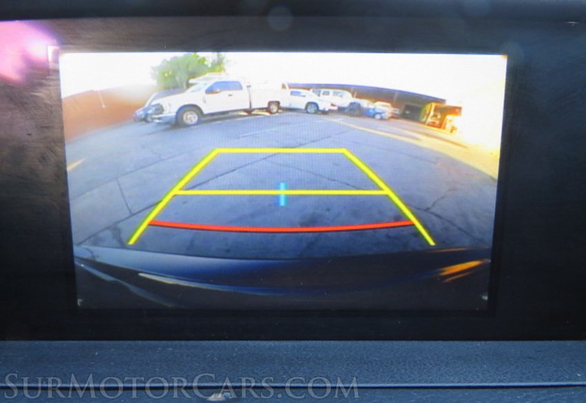 2020 Lexus IS - Image 35