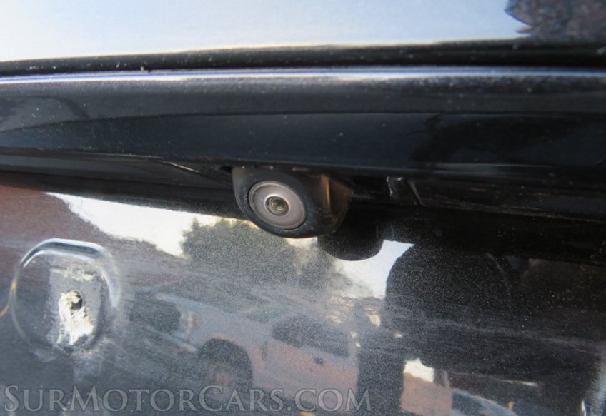 2020 Lexus IS - Image 17