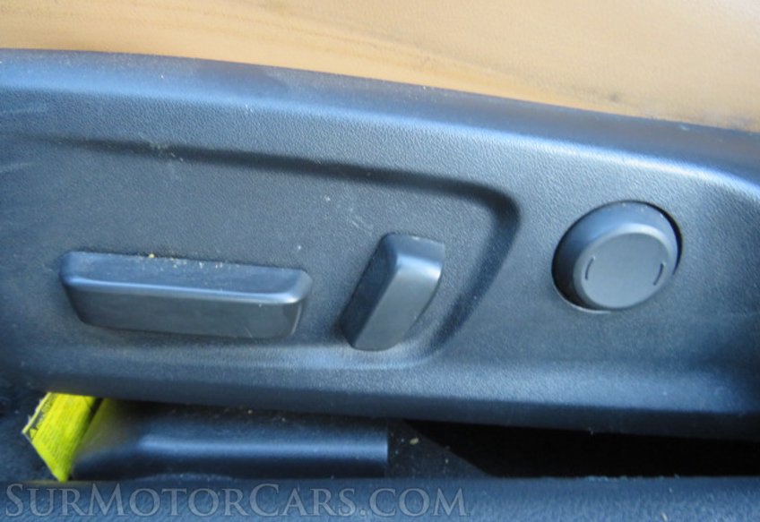 2020 Lexus IS - Image 47