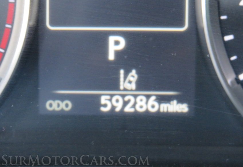 2020 Lexus IS - Image 33