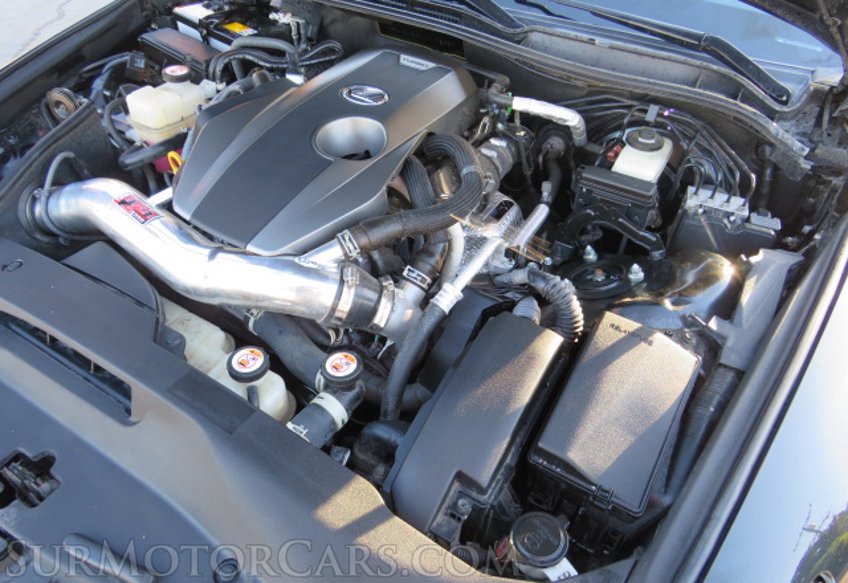 2020 Lexus IS - Image 54