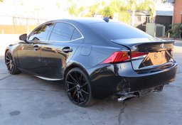 2020 Lexus IS - Image 9