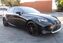 2020 Lexus IS - Image 4