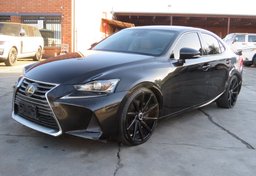 2020 Lexus IS - Image 3