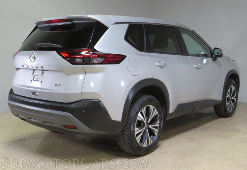 2021 Nissan Rogue - Image 9