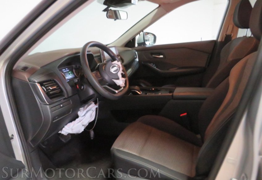 2021 Nissan Rogue - Image 29