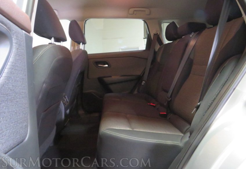 2021 Nissan Rogue - Image 27