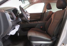 2021 Nissan Rogue - Image 25