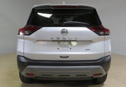 2021 Nissan Rogue - Image 11