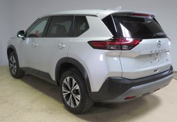 2021 Nissan Rogue - Image 10
