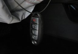 2021 Nissan Rogue - Image 35