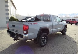 2019 Toyota Tacoma 4WD - Image 7