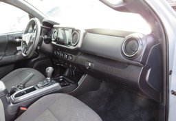 2019 Toyota Tacoma 4WD - Image 25