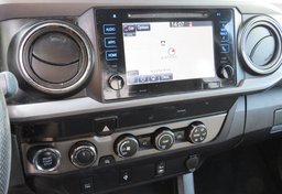 2019 Toyota Tacoma 4WD - Image 32