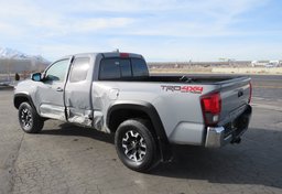 2019 Toyota Tacoma 4WD - Image 6