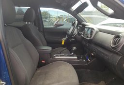 2016 Toyota Tacoma - Image 5