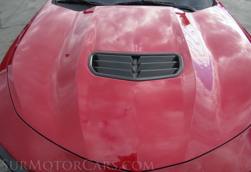 2019 Chevrolet Camaro - Image 18