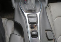 2019 Chevrolet Camaro - Image 39