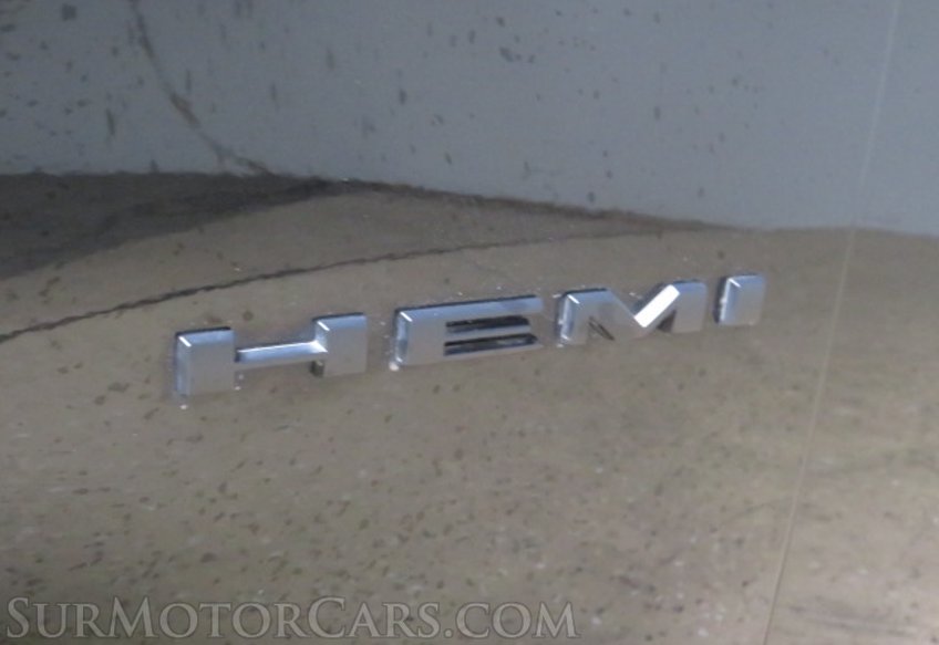 2020 Dodge Charger - Image 18