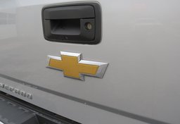 2018 Chevrolet Silverado 1500 - Image 25