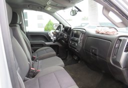 2018 Chevrolet Silverado 1500 - Image 30