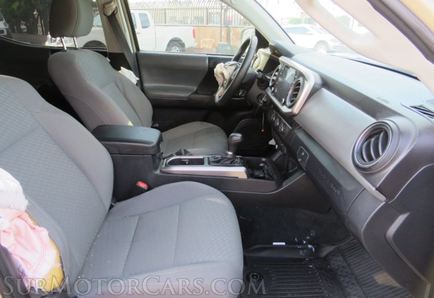 2020 Toyota Tacoma - Image 24