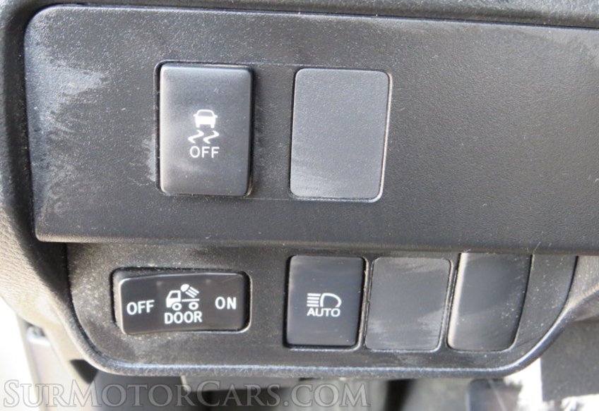 2020 Toyota Tacoma - Image 37