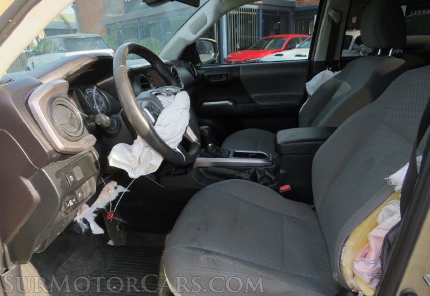 2020 Toyota Tacoma - Image 25