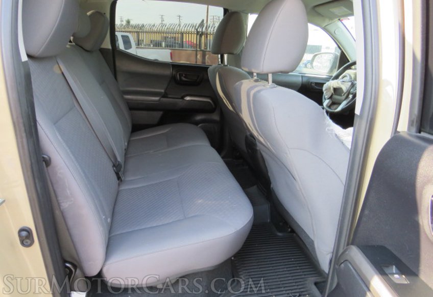 2020 Toyota Tacoma - Image 27