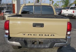 2020 Toyota Tacoma - Image 12
