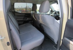 2020 Toyota Tacoma - Image 29