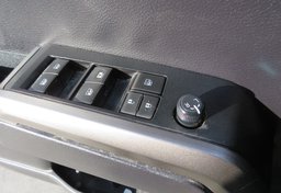 2020 Toyota Tacoma - Image 38