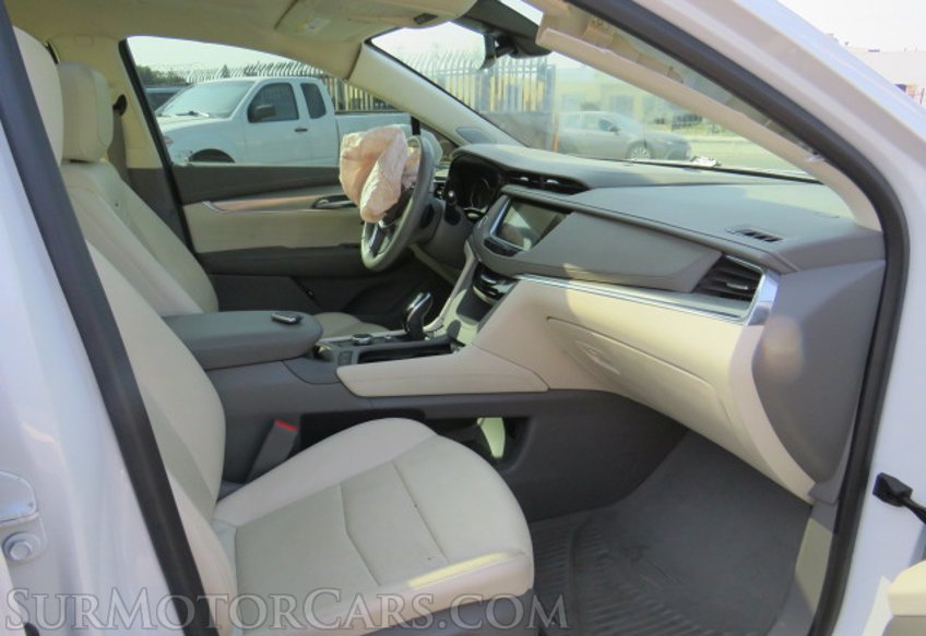 2020 Cadillac XT5 - Image 28