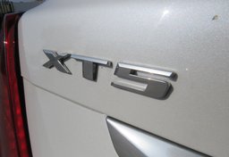 2020 Cadillac XT5 - Image 19