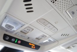 2020 Cadillac XT5 - Image 41