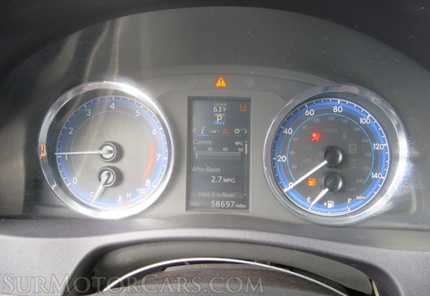 2018 Toyota Corolla - Image 30