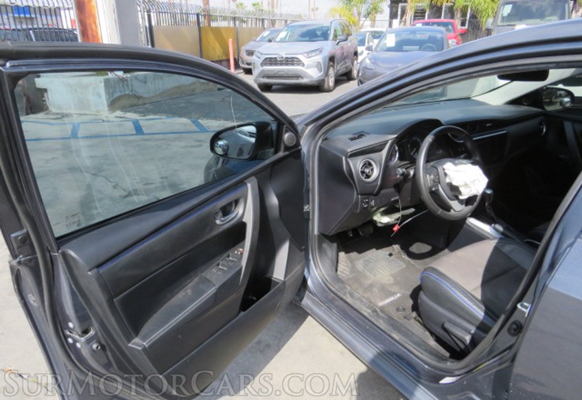 2018 Toyota Corolla - Image 34