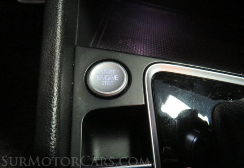 2019 Volkswagen Jetta - Image 46