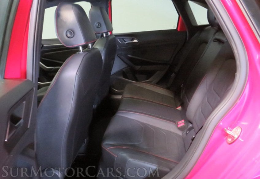 2019 Volkswagen Jetta - Image 32