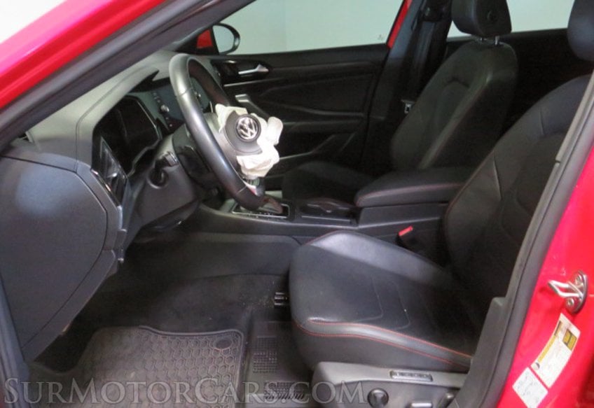 2019 Volkswagen Jetta - Image 28