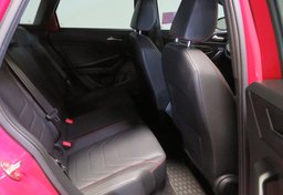 2019 Volkswagen Jetta - Image 31