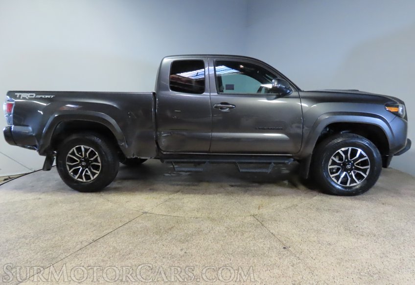2022 Toyota Tacoma - Image 12