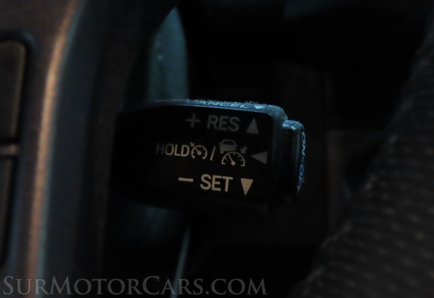 2022 Toyota Tacoma - Image 38