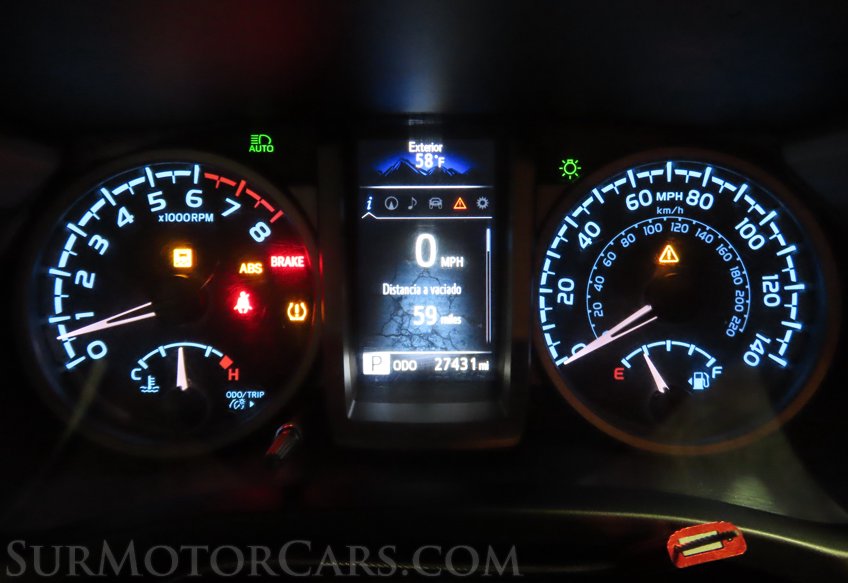 2022 Toyota Tacoma - Image 34